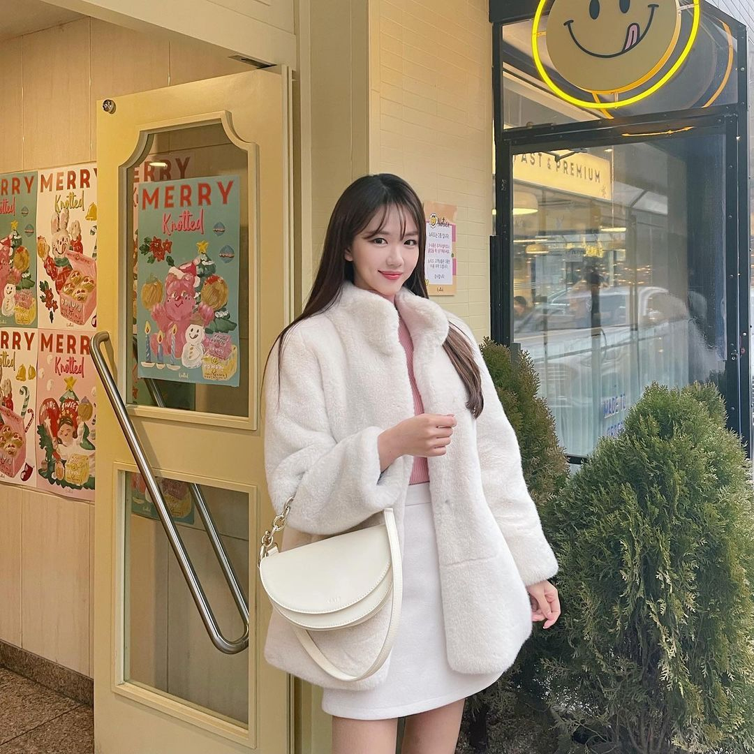 BBYB | 비비와이비 [@seoji72] Atti Saddle Cross Bag (Ivory Cream)