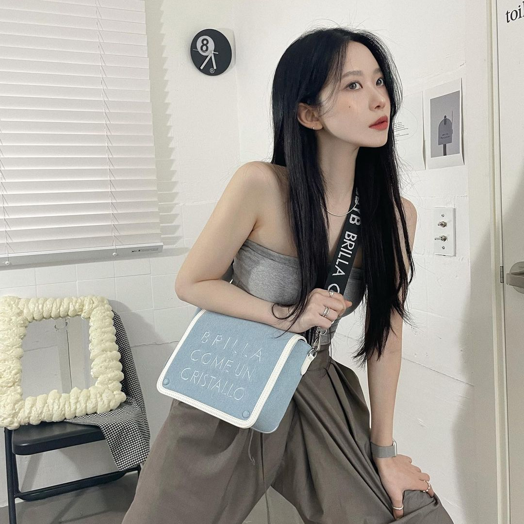 BBYB | 비비와이비 [@io.fl] MARCE Shoulder Bag Denim (Light Blue)